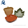 Piatto di foglie in ceramica ghiande personalizzate
